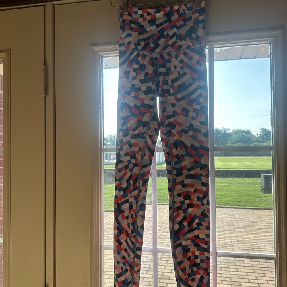 Lululemon Athletica Multicolor Geometric Leggings